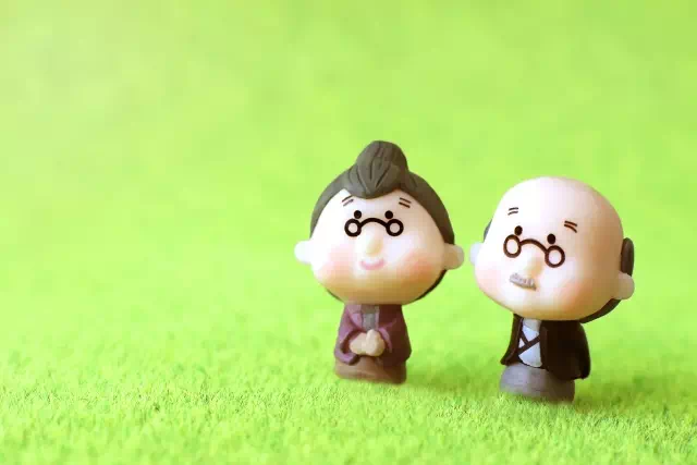 중년의 유망자격증 경로당 행정매니저